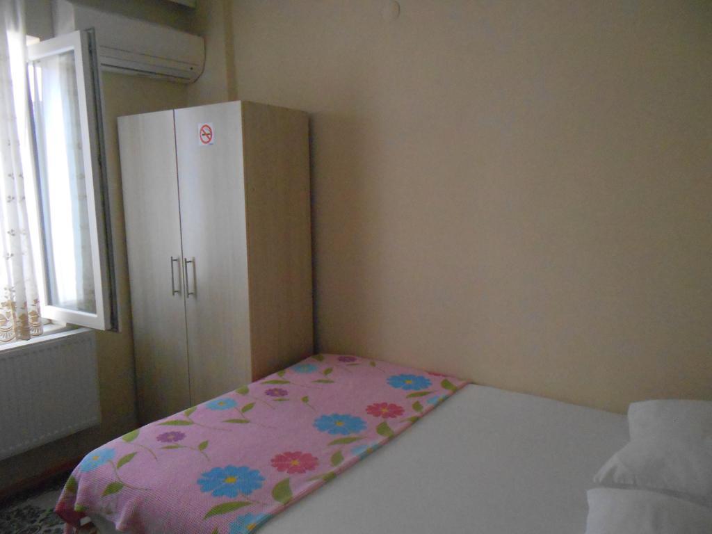Irmak Family Pension & Apartments Ечеабат Стая снимка