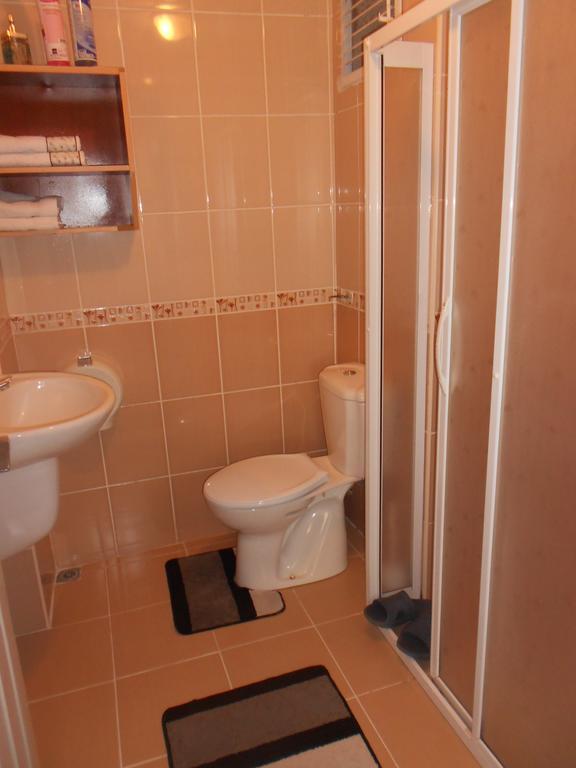 Irmak Family Pension & Apartments Ечеабат Стая снимка