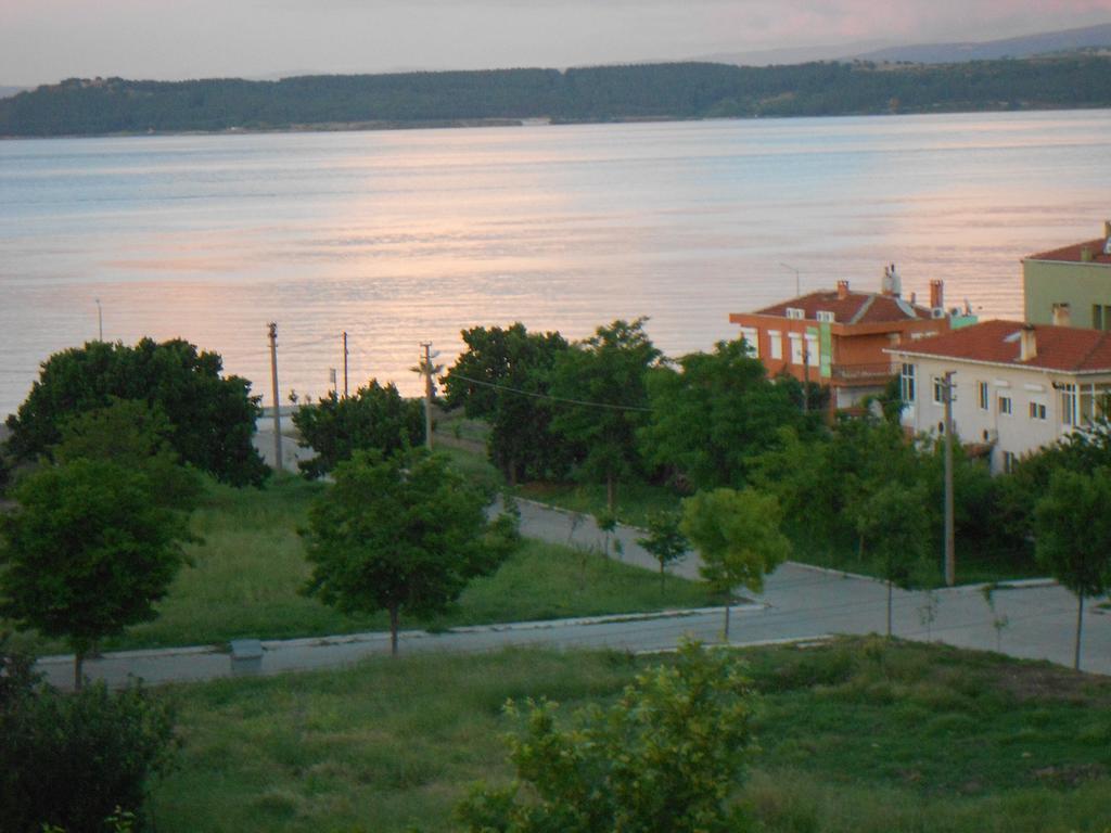 Irmak Family Pension & Apartments Ечеабат Екстериор снимка