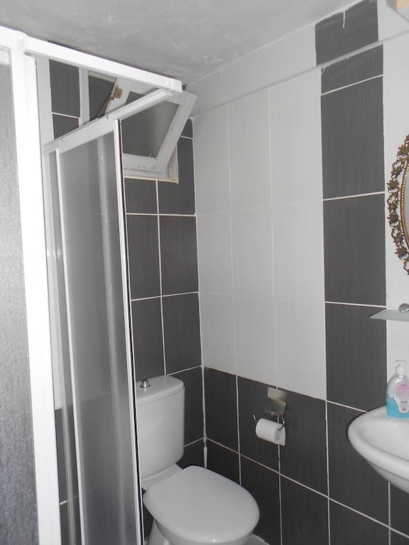Irmak Family Pension & Apartments Ечеабат Стая снимка
